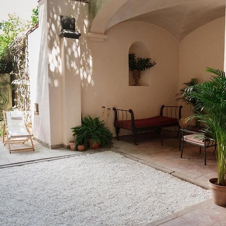 Casa Aguila Casco Antiguo Patio Privado Apartment Cáceres Exterior photo