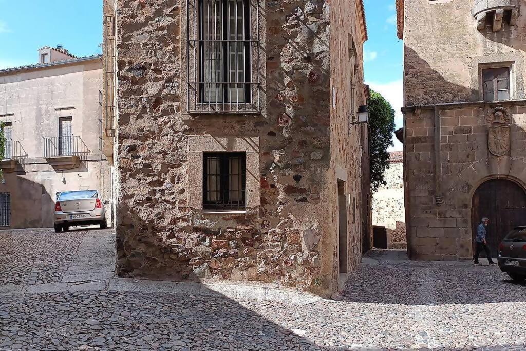 Casa Aguila Casco Antiguo Patio Privado Apartment Cáceres Exterior photo